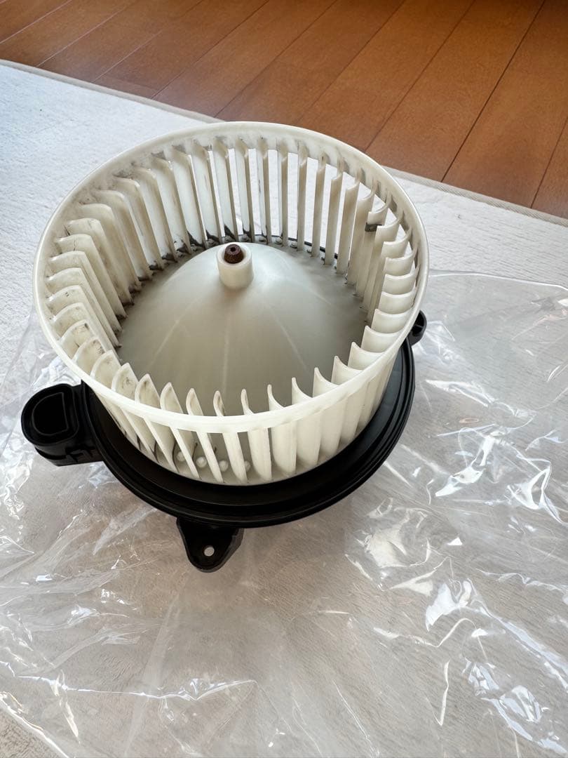 現行　ベンツ　ブロワモーター　新車取り出し部品　W247 W177 A B