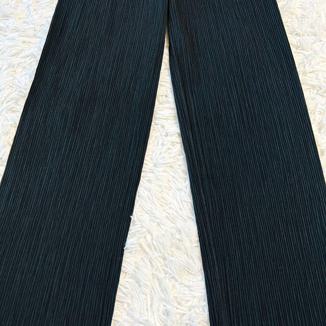 プリーツプリーズ イッセイミヤケ パンツ ブラック