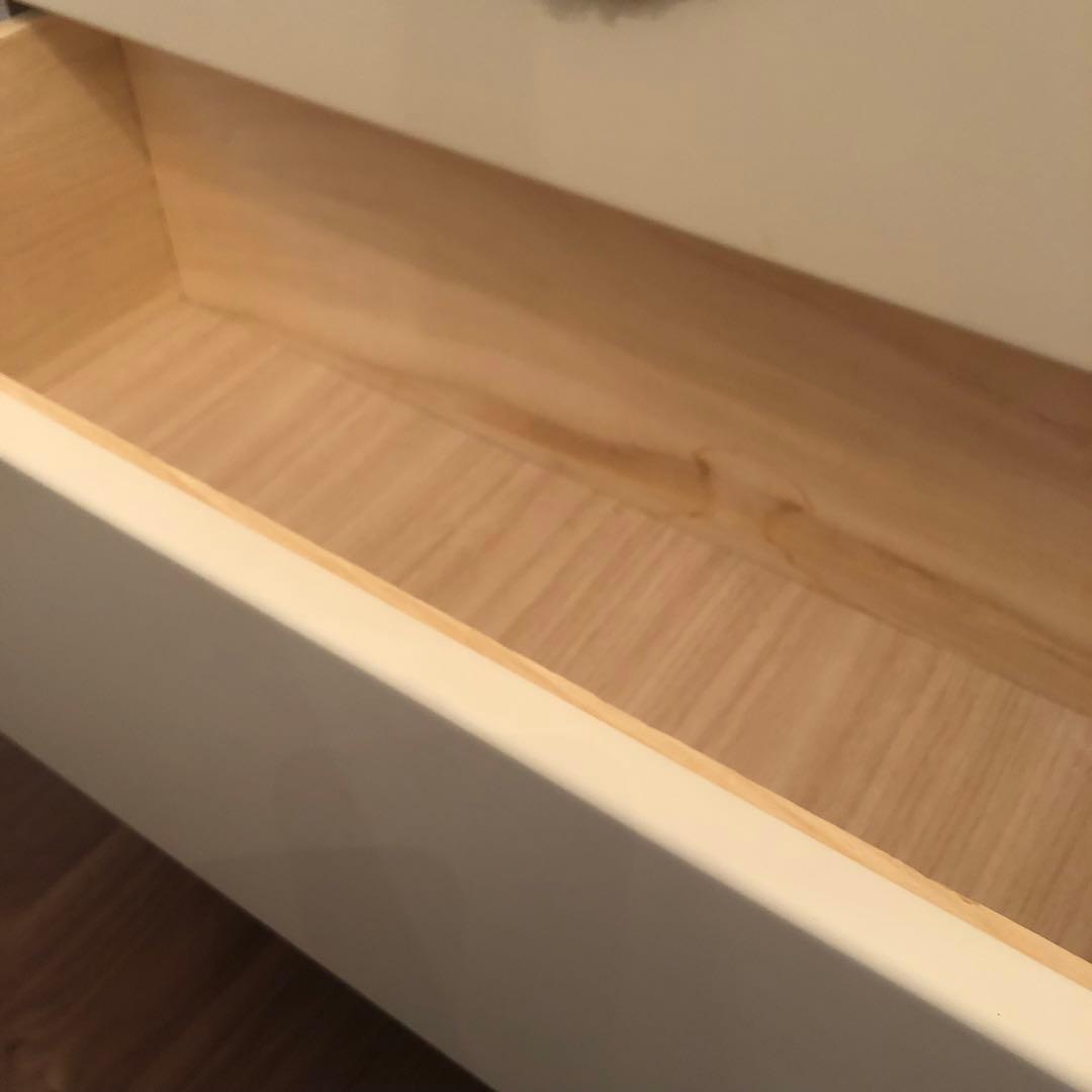 Celesta 80 Low chest ホワイト 5段チェスト