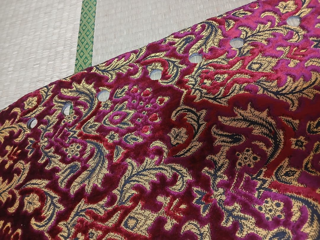 ✨新品　パーフェクトクオン　日産UD　金華山ダッシュマット　ベルサイユ　ワイン✨