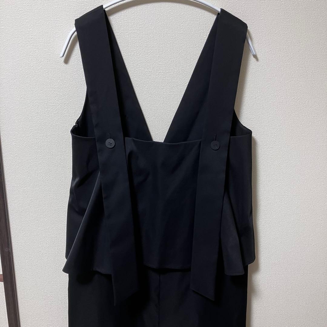 【美品】24年　ルフィル LE PHIL Vネック　ワンピース　黒　日本製