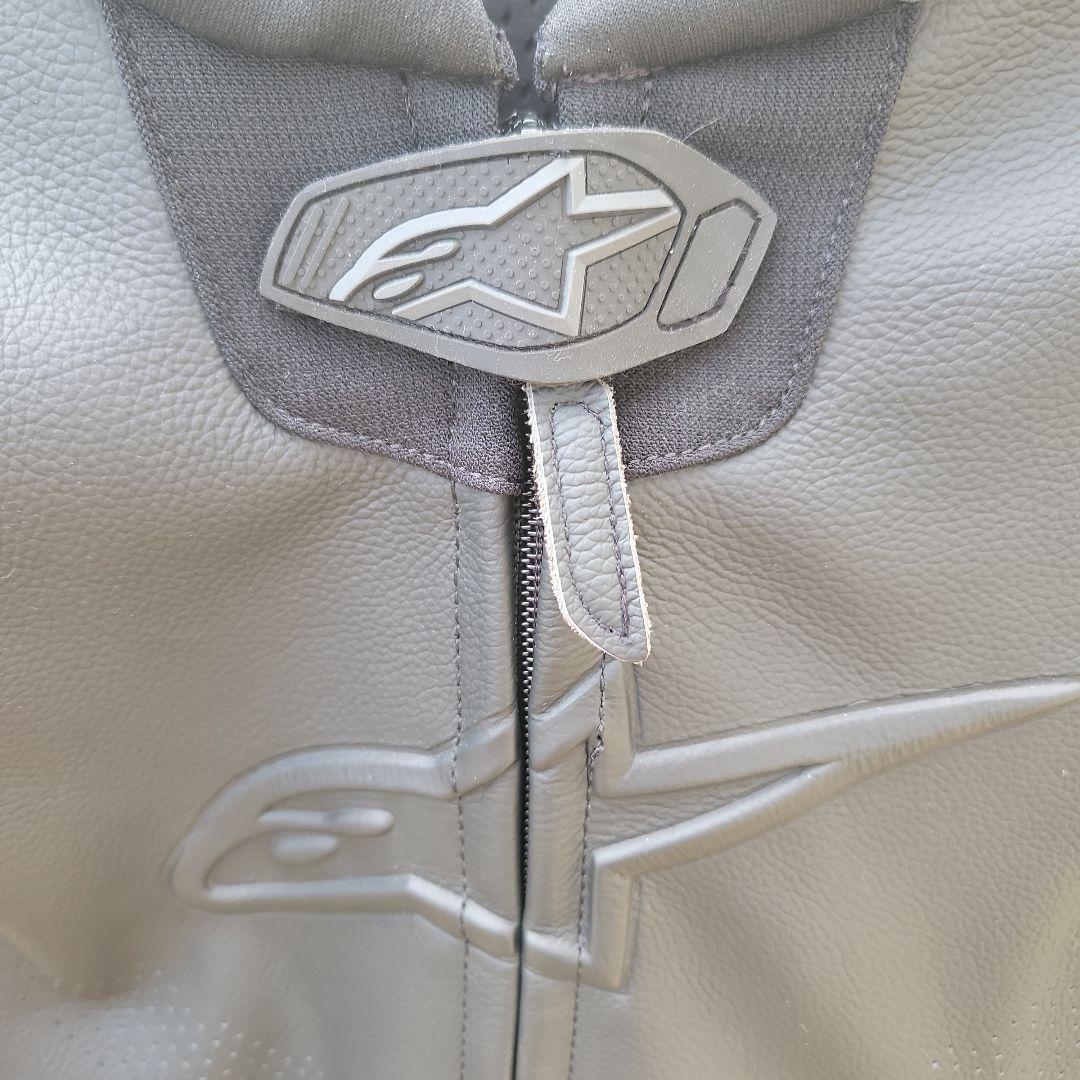 お正月価格　アルパインスターズ 50 黒革ツナギ　セパレート