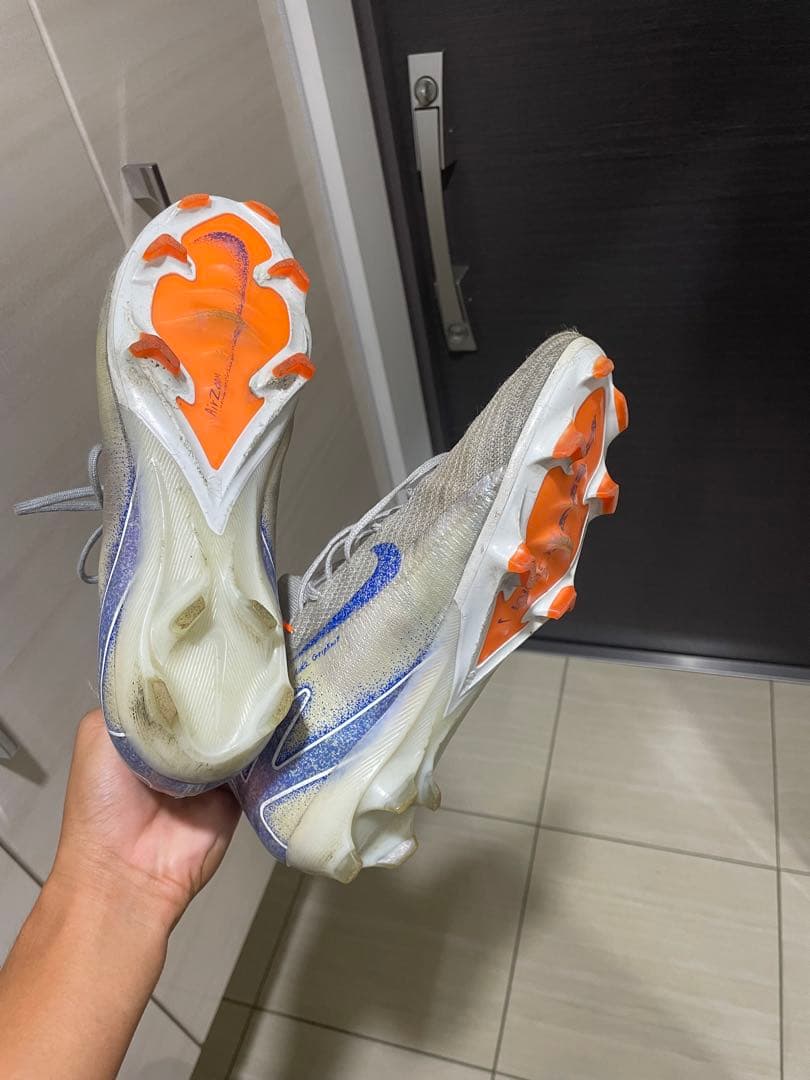 Nike マーキュリアルウェイパー16