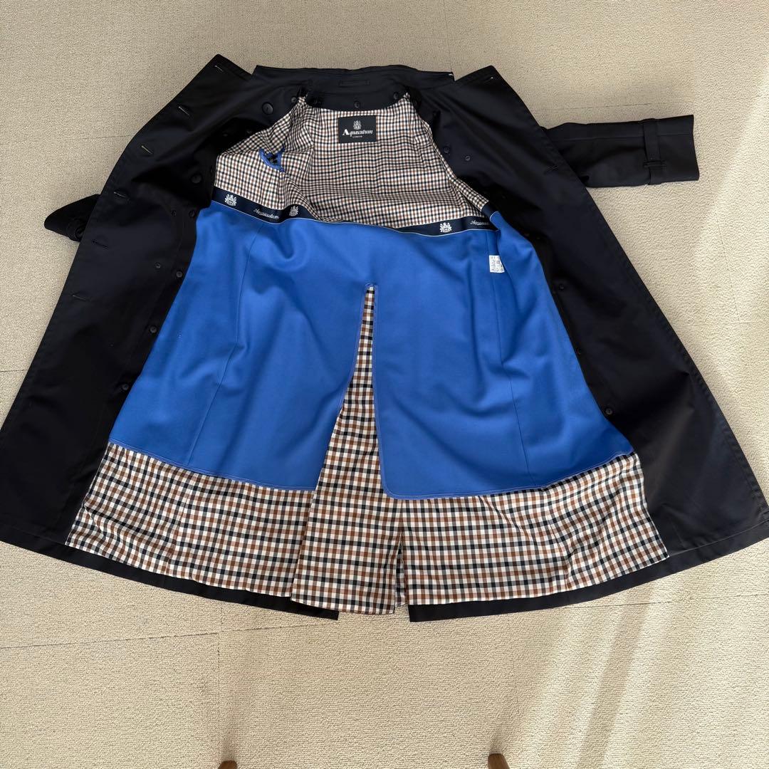 美品アクアスキュータム　ベーシックトレンチコート　 MAXI丈　ネイビー　紺