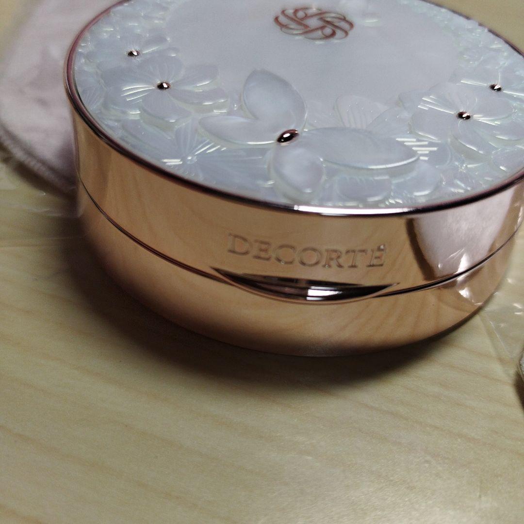 コスメデコルテ フェイスパウダー X IV マルセルワンダース2024