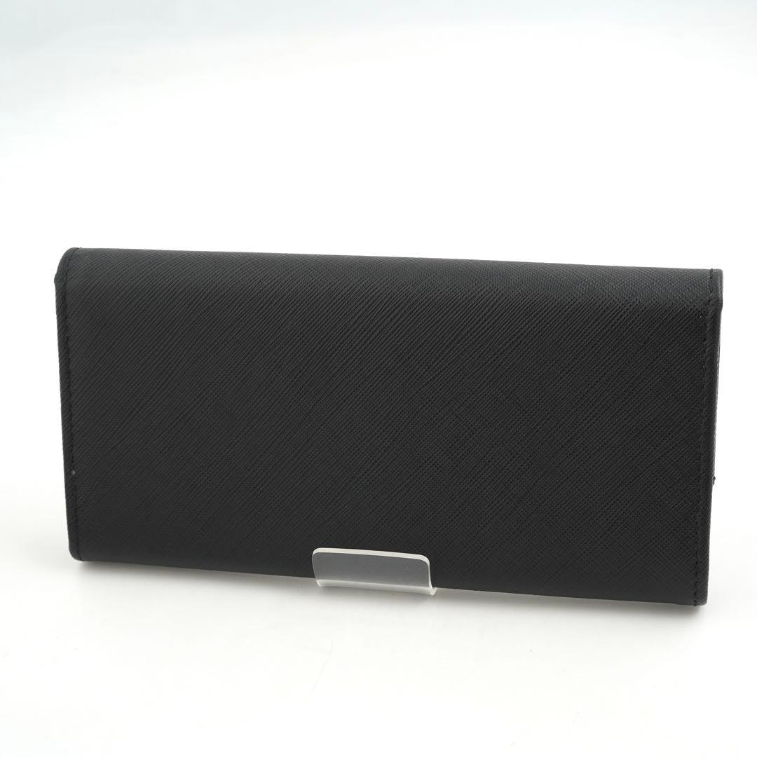 ✨未使用展示品・箱付き✨　Ferragamo 長財布　Wガンチーニ　ガンチーニ