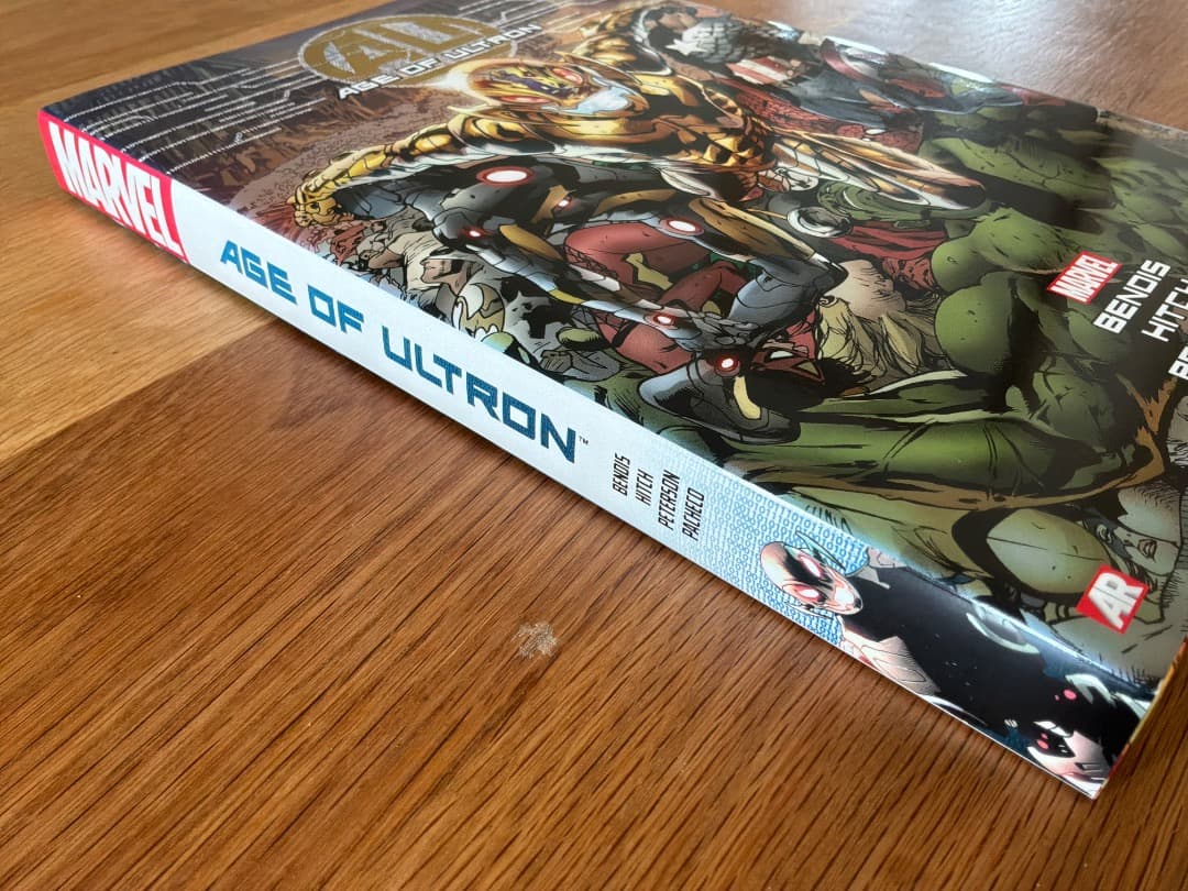 Age of Ultron ハードカバー Avengers アメコミ