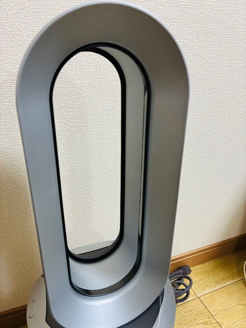 ダイソンHP00 空気清浄機付ファンヒーター　2023年製