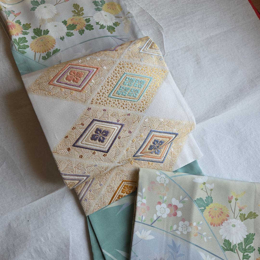 品良くハレの日を　松竹梅と菱形の袋帯