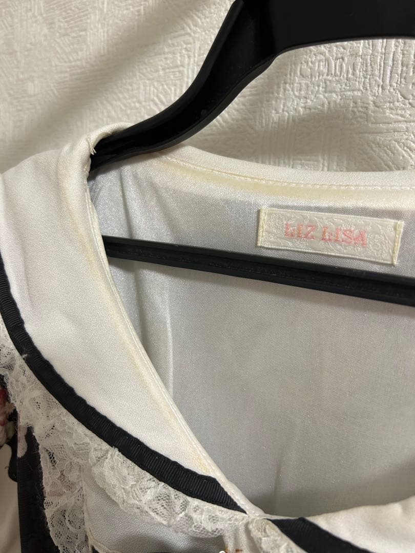 LIZLISA Salon de Fraise柄ワンピース