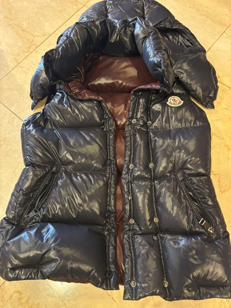 MONCLER ネイビーダウンベスト