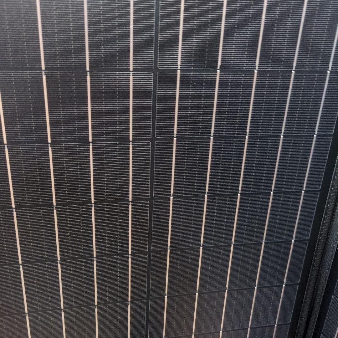 【極美品】CYGNUS S100WB ポータブルソーラーパネル 100W 防災