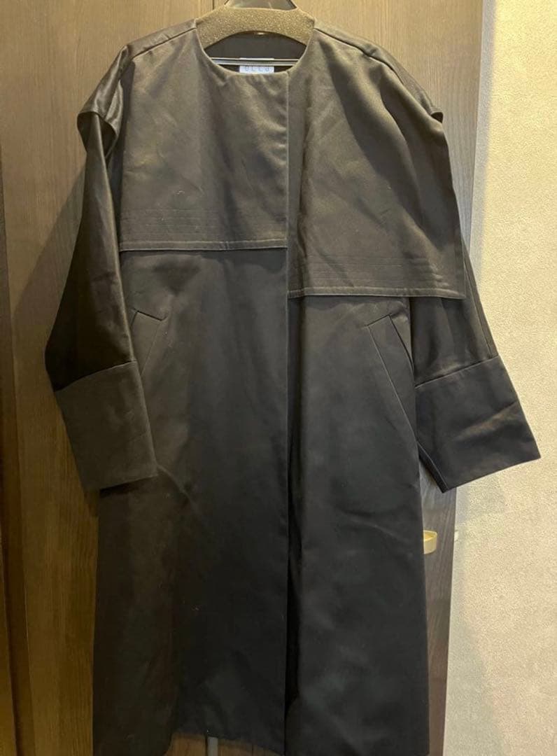 美品　eLLa コート　ネイビー