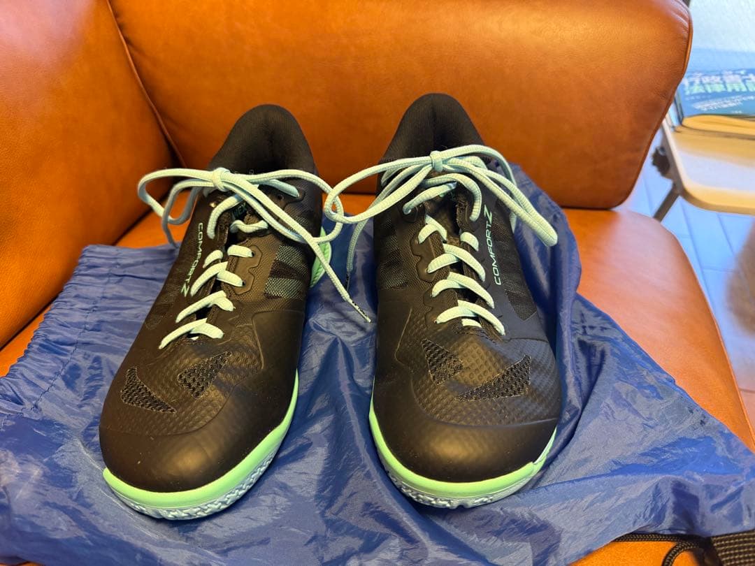 ヨネックス バドミントンシューズ ブラック/ミント　コンフォートZワイド