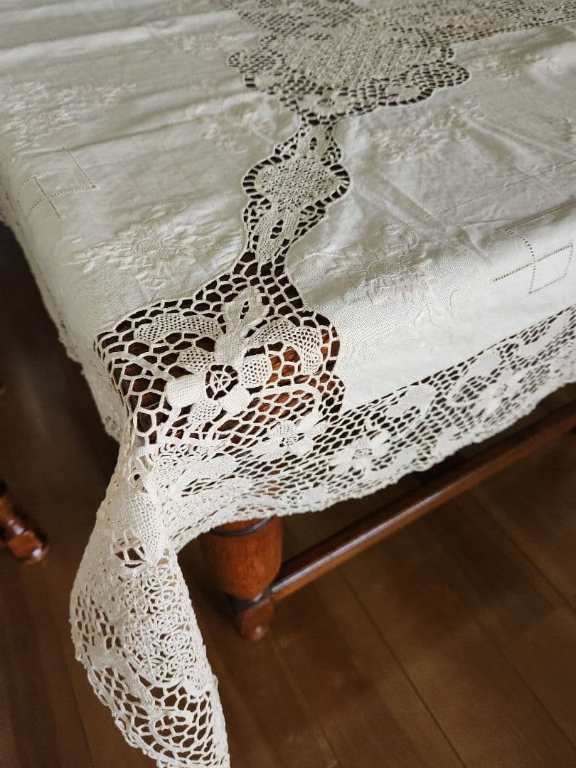 テーブルクロス 生成綿レース　　 約204cm×160cm