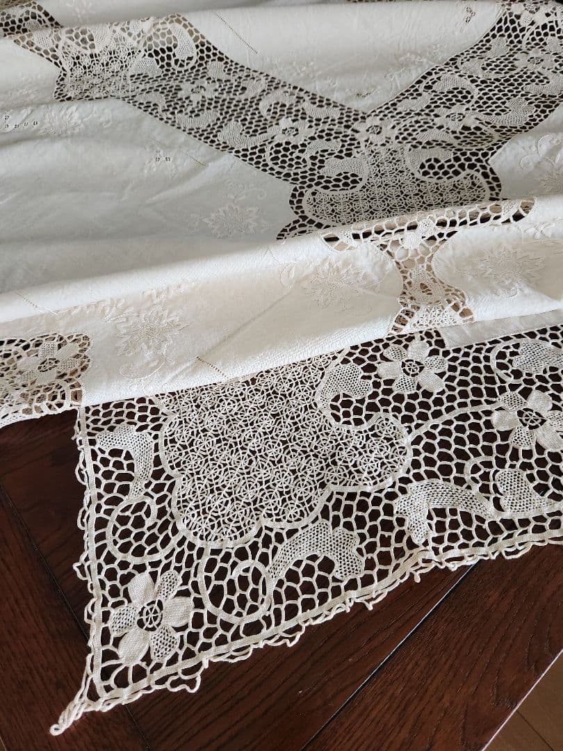 テーブルクロス 生成綿レース　　 約204cm×160cm
