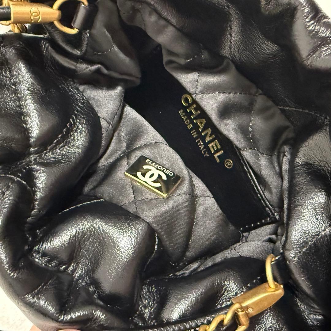 ブラック ミニバッグ　ノベルティ　ショルダーバッグ　CHANEL好きな方おすすめ