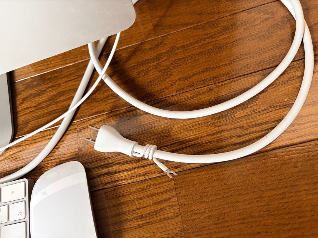 iMac シルバー 2017年モデル 21.5㌅ 1TB キーボード・マウス付き