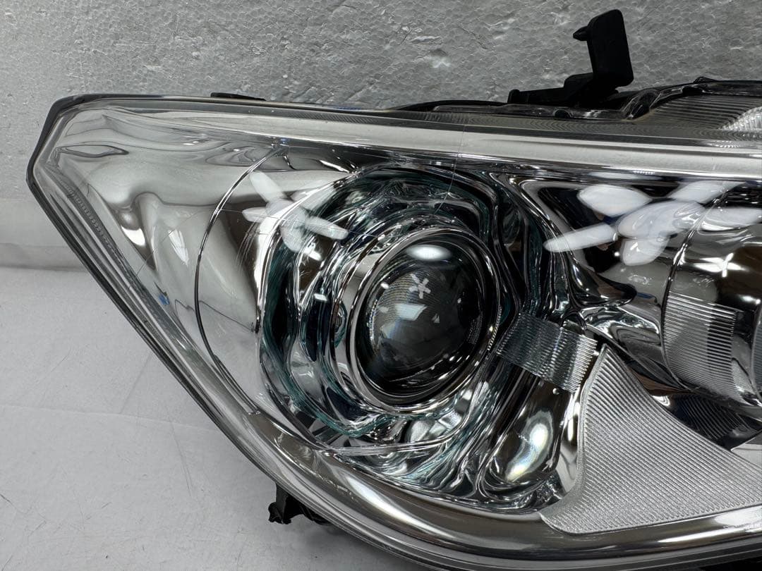 前期 HID Y51 フーガ/右ヘッドライト バラスト付