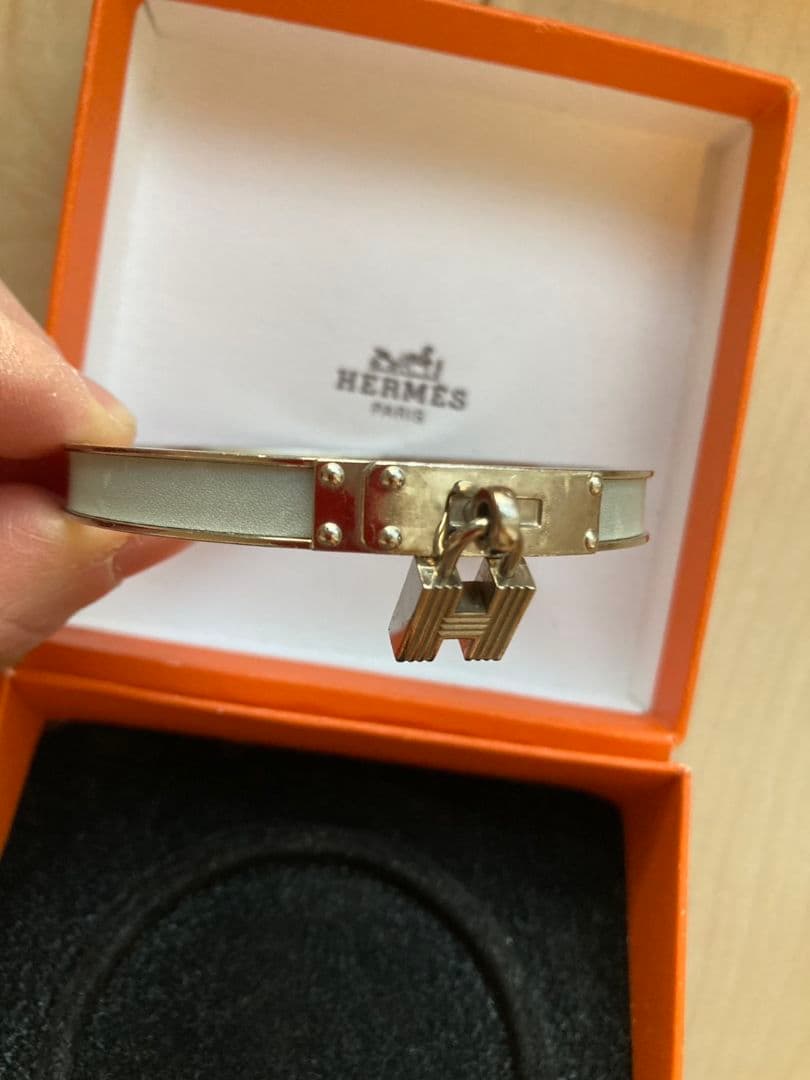 エルメス HERMES ブレスレット バングル Hカデナチャーム