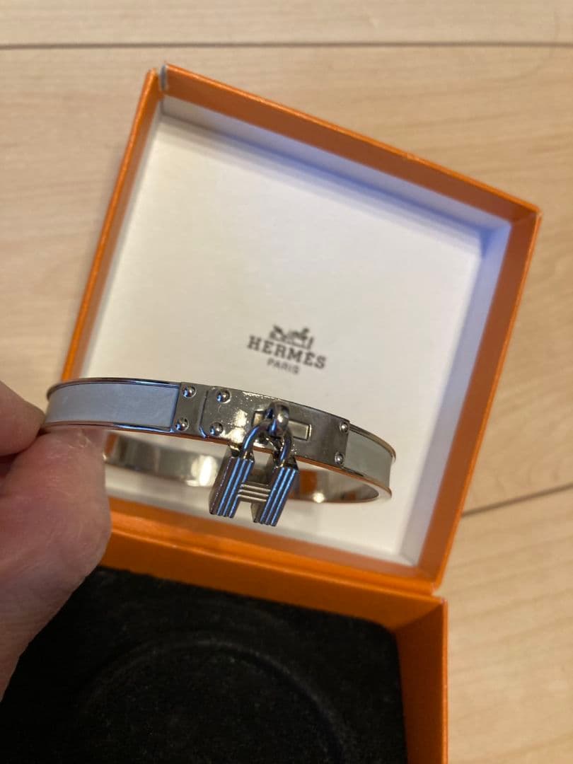 エルメス HERMES ブレスレット バングル Hカデナチャーム