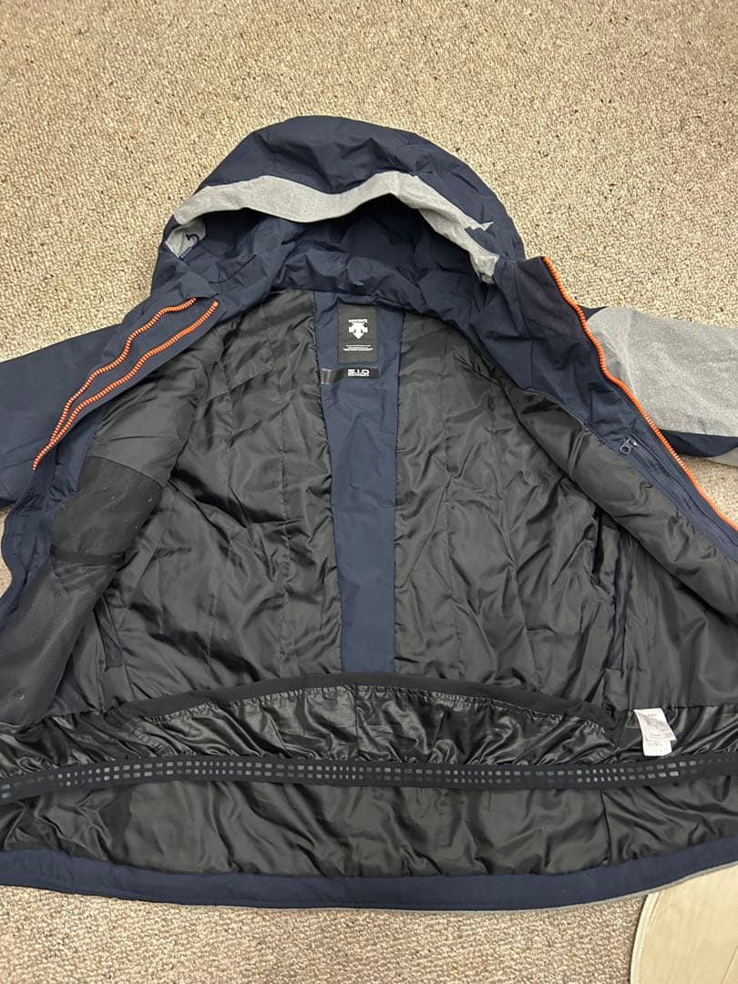 デサント　技術選モデル　上下セット