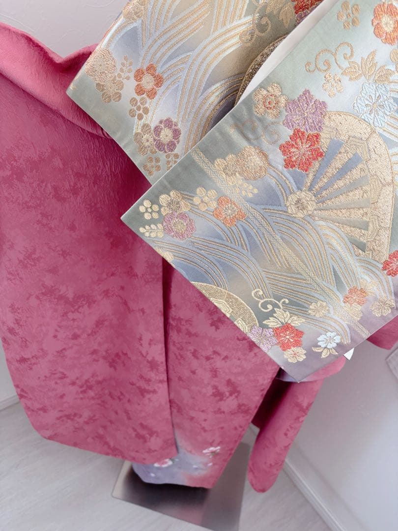 美品正絹振袖　帯締め　大輪桜　ピンク　上品なデザイン　トールサイズ