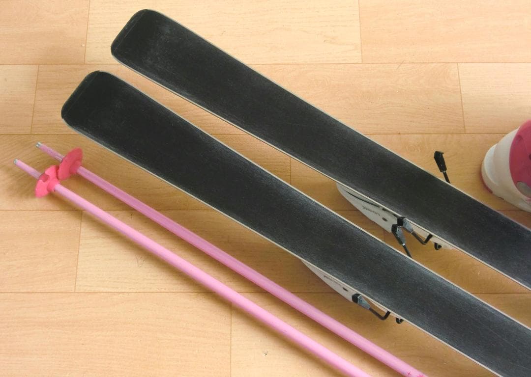 ■■送料無料■SWALLOW■子供用スキー4点セット■130/23■WAX済■■