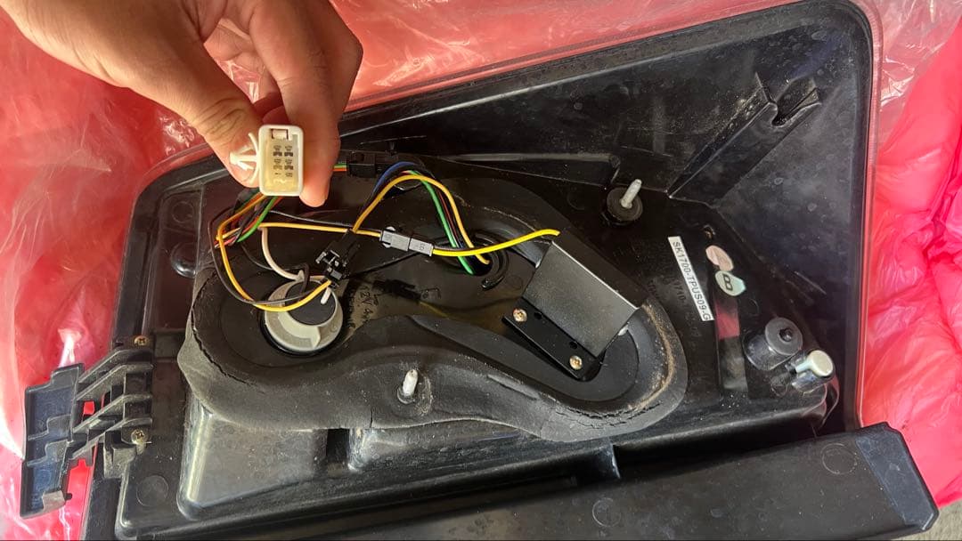 30プリウス 社外テールランプ