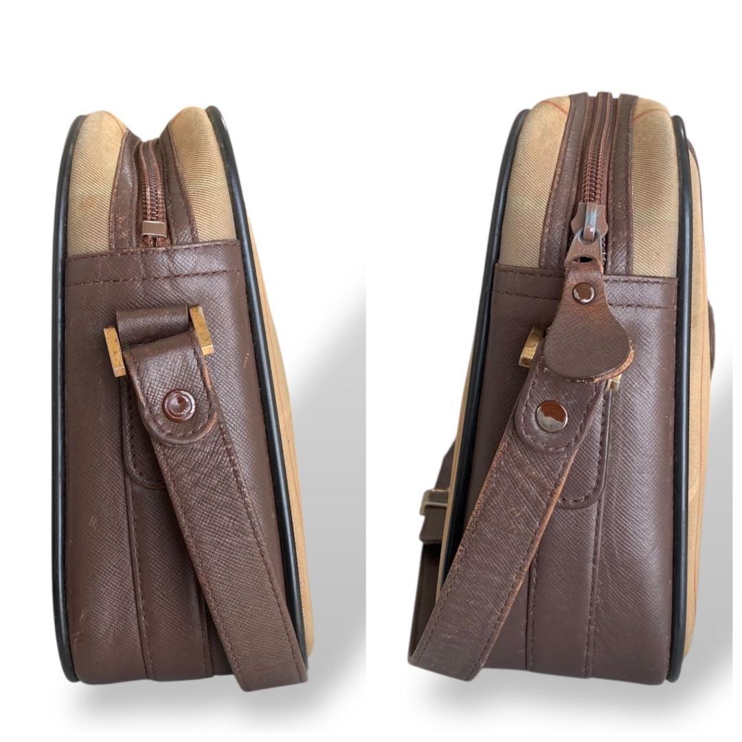 美品　バーバリー　BURBERRY ショルダーバッグ　茶色 シャドーホース