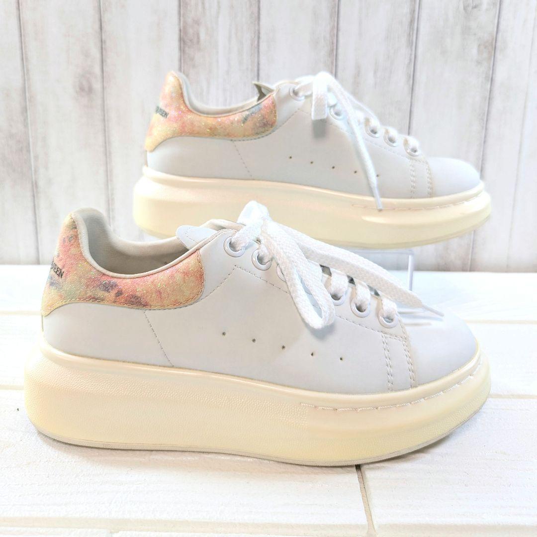 Alexandre McQueen 厚底 まだら模様グリッター入 白スニーカー