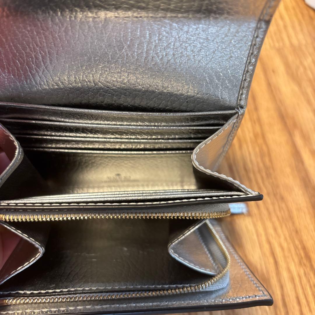 GUCCI シルバー 二つ折り財布