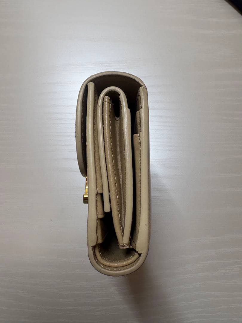 【値下げしました】CELINE セリーヌ 二つ折り財布 ベージュ サファリ