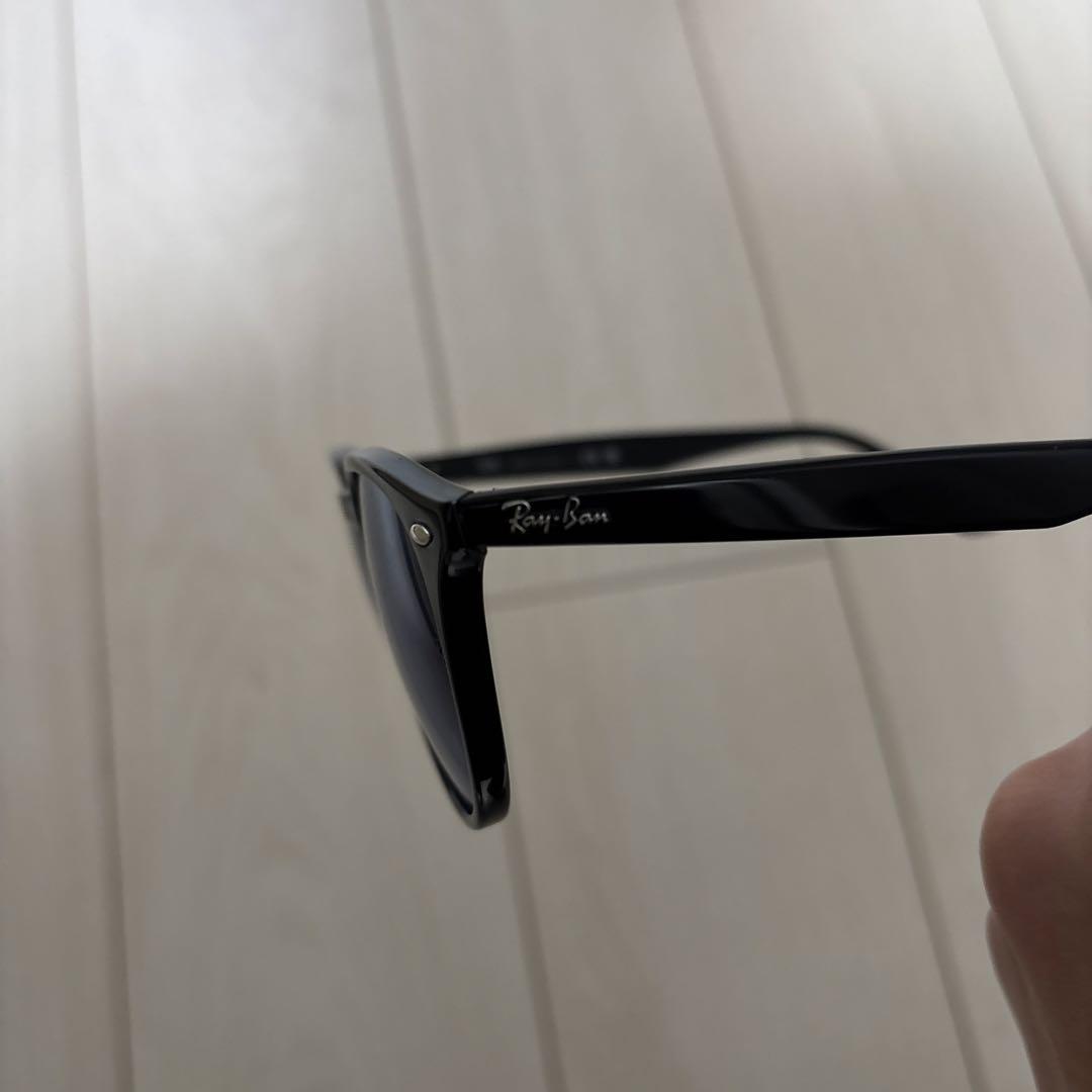 Ray-Ban ブルーサングラス ケース付き