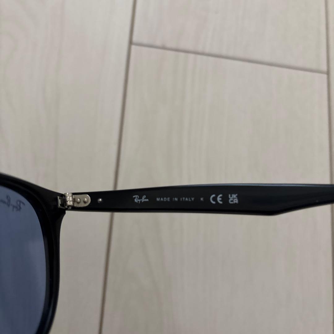 Ray-Ban ブルーサングラス ケース付き