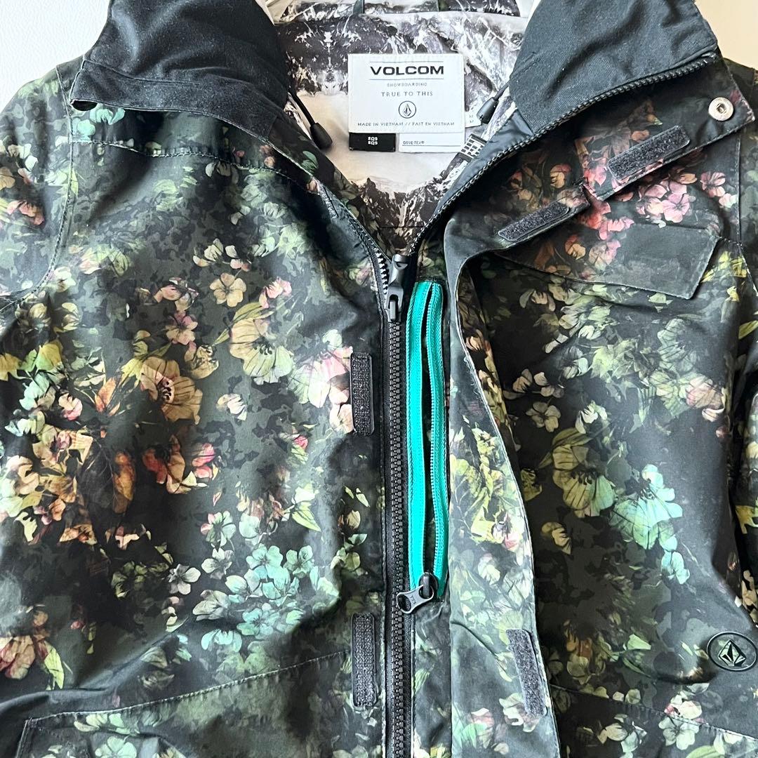 3237【美品】ボルコム　ジャケット ゴアテックス 総柄 花柄　レディース 緑