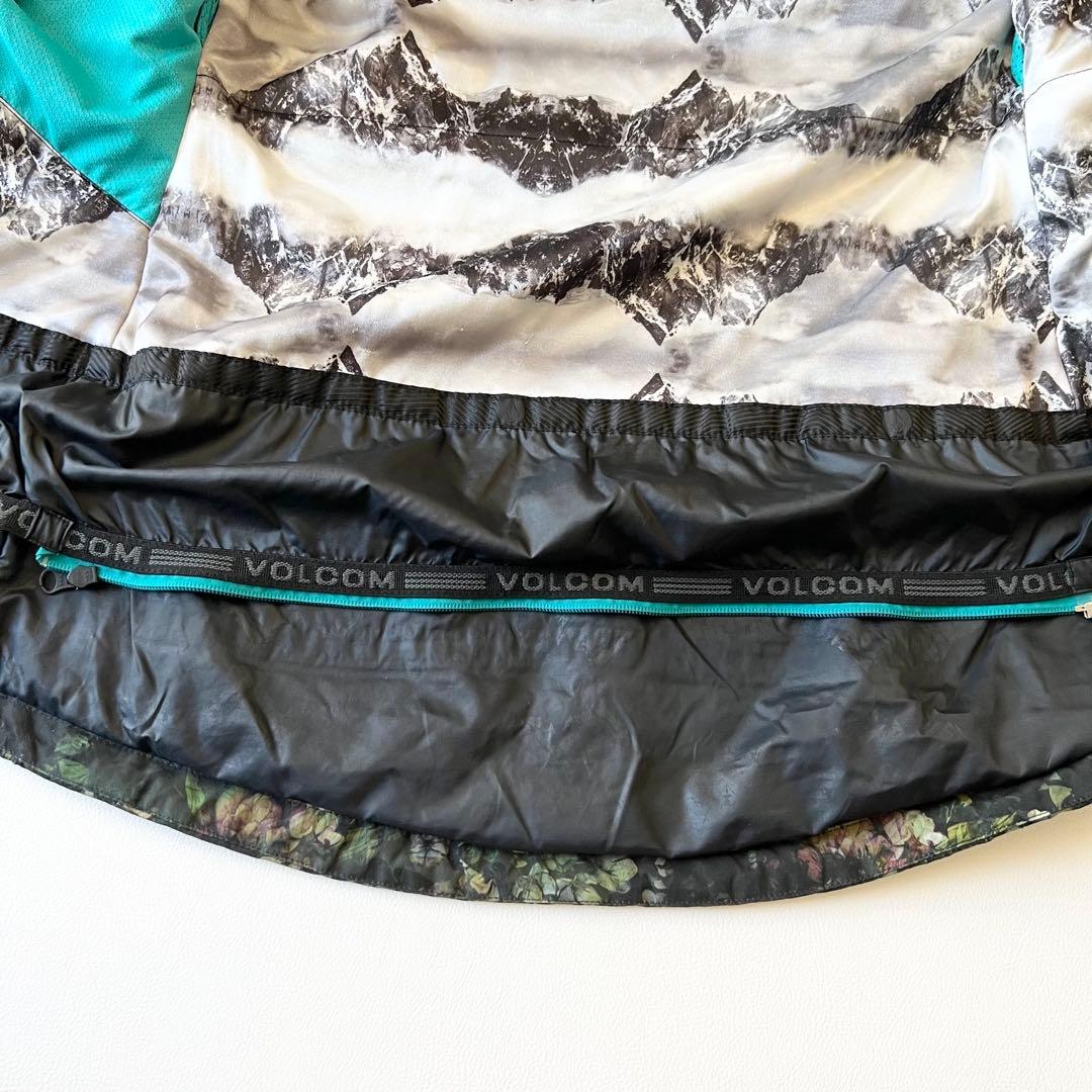 3237【美品】ボルコム　ジャケット ゴアテックス 総柄 花柄　レディース 緑