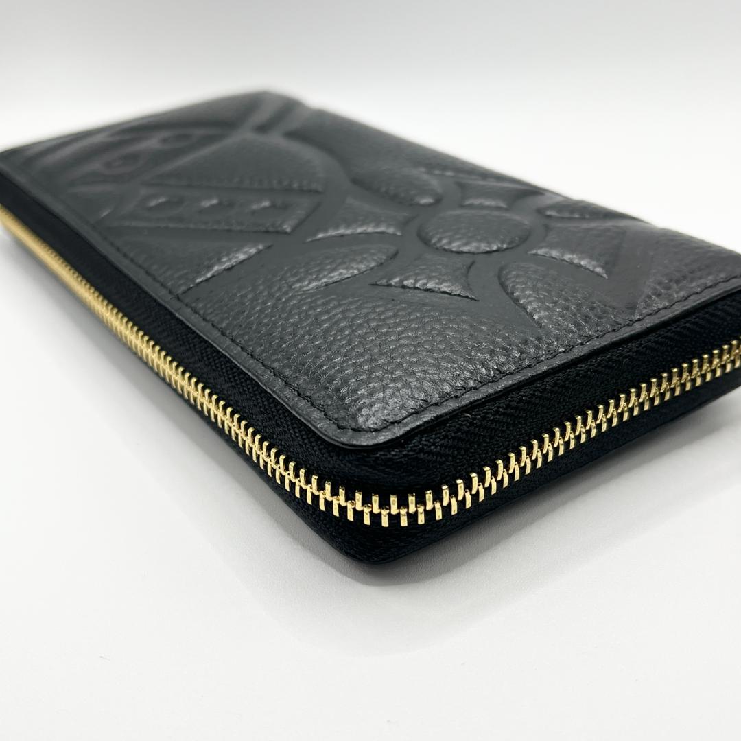 特価 未使用 Vivienne Westwood 長財布 大人気 型押し 黒