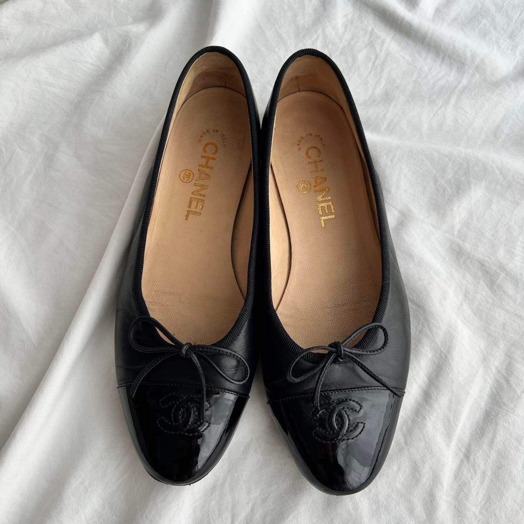 CHANEL バレリーナ　38 ブラックバレエシューズ　レザー　エナメル