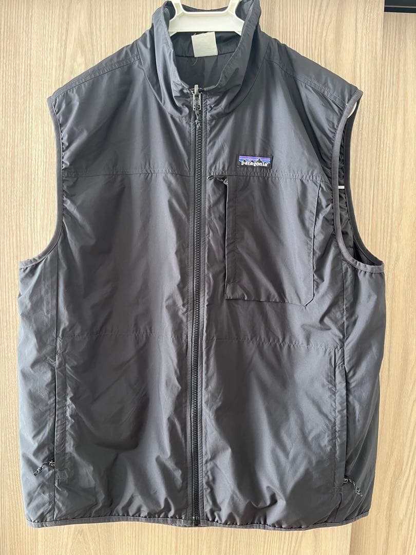 18年 patagonia 黒 ダウンベスト ナノパフ　リバーシブル