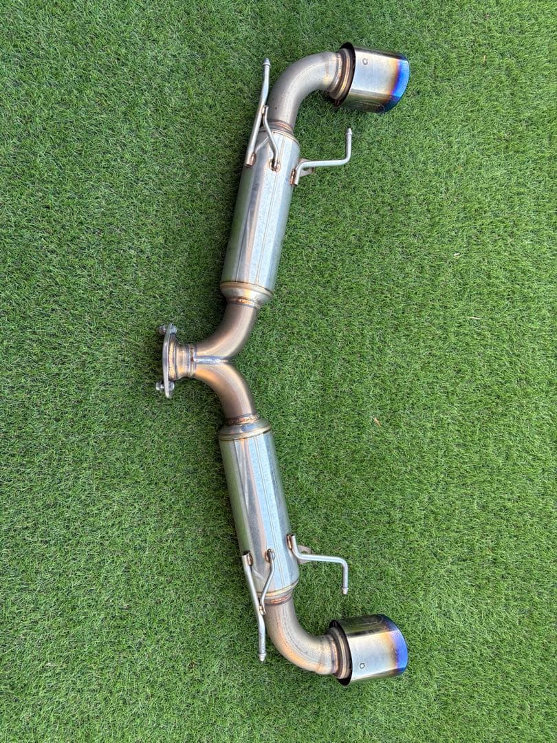 柿本改マフラー　アクセラスポーツ