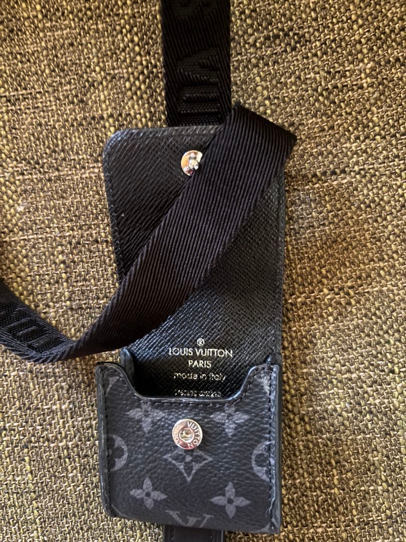 ら*む様 Louis Vuitton ルイ・ヴィトン　エアポッドケース　ランヤー