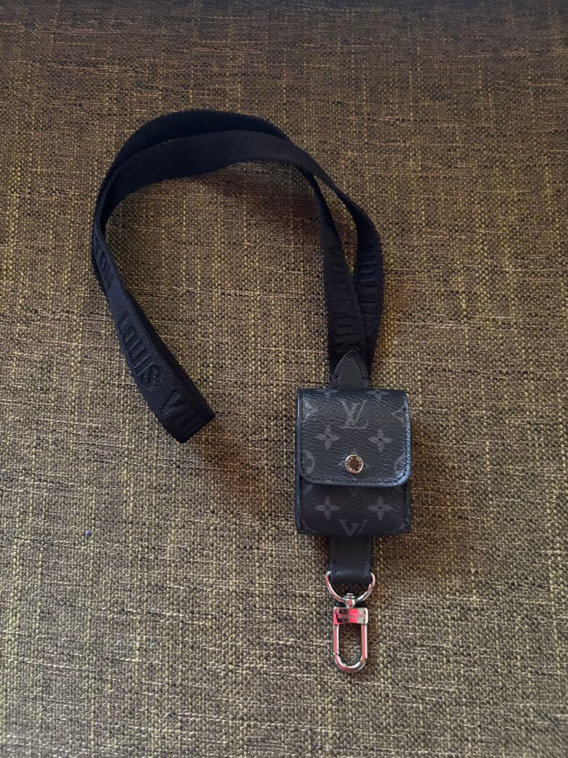 ら*む様 Louis Vuitton ルイ・ヴィトン　エアポッドケース　ランヤー