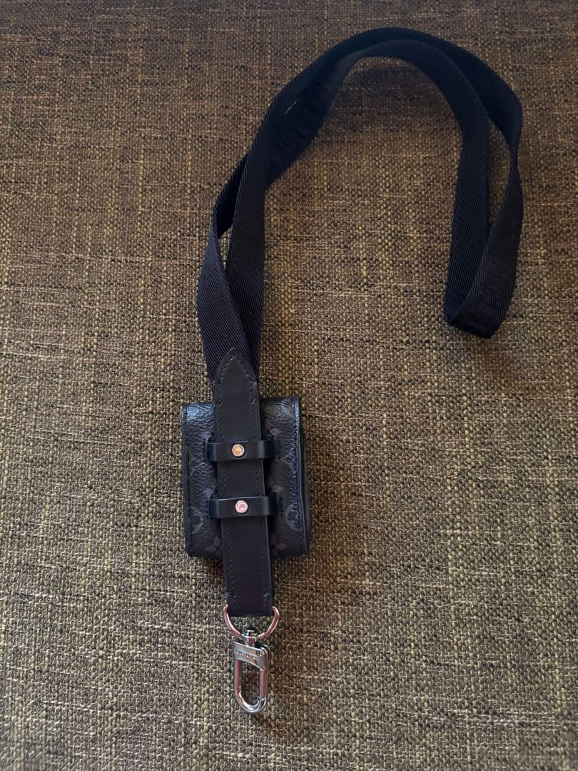 ら*む様 Louis Vuitton ルイ・ヴィトン　エアポッドケース　ランヤー