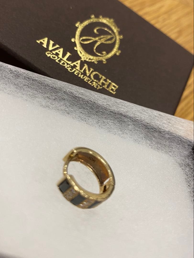 伊*5様 AVALANCHE アヴァランチ ゴールド ピアス　10K