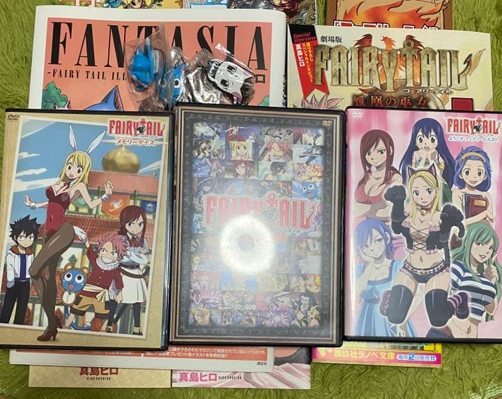 フェアリーテイル　1〜37巻とその他グッズ