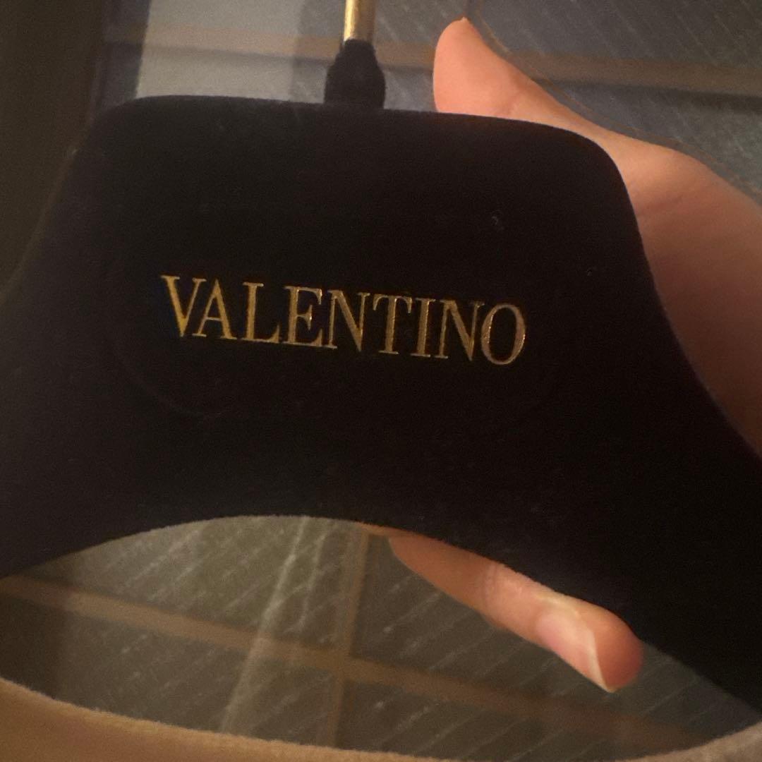 【正規品・新品未使用】VALENTINO アイボリー ポンチョ