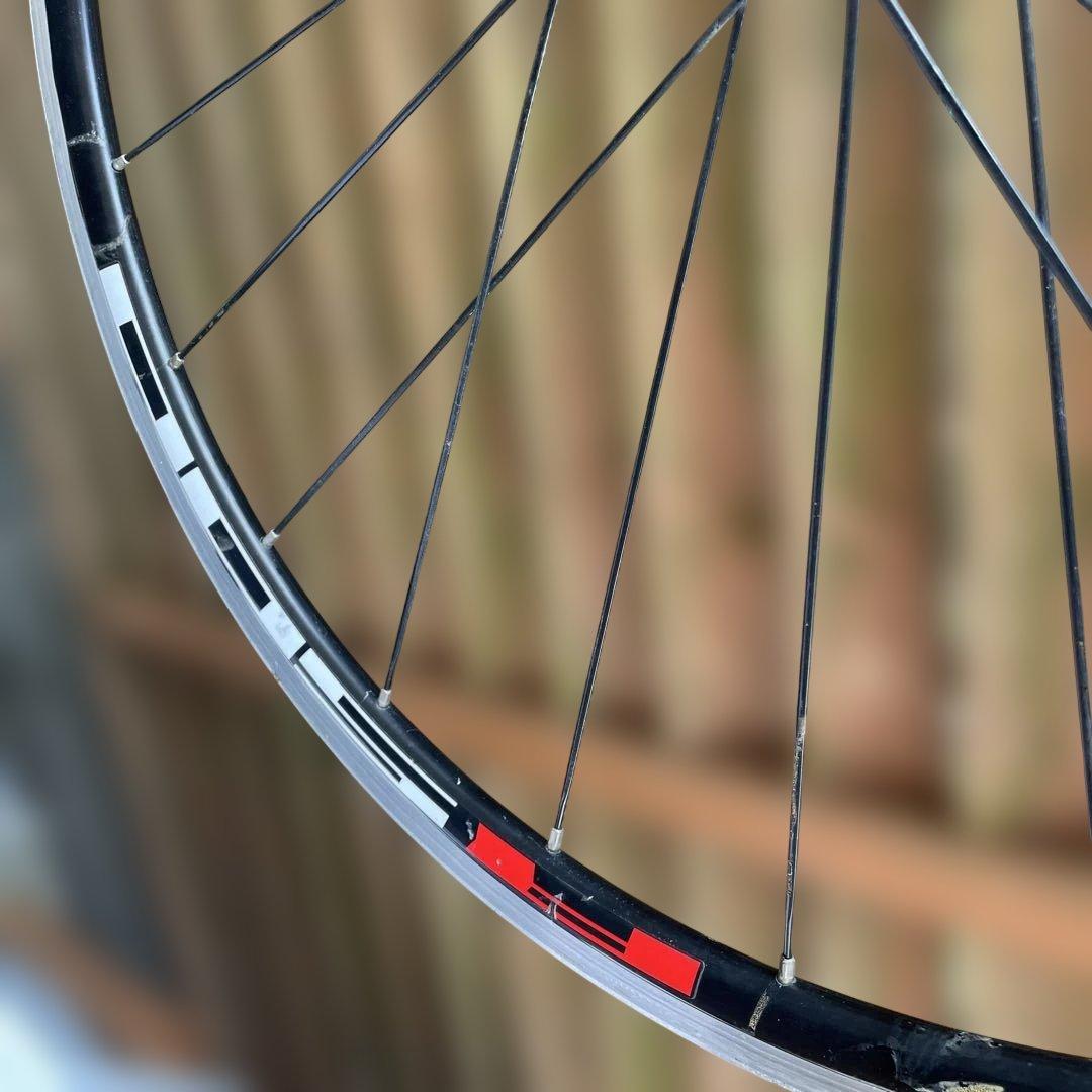 Shimano R500 完組ホイール ブラック(前後)