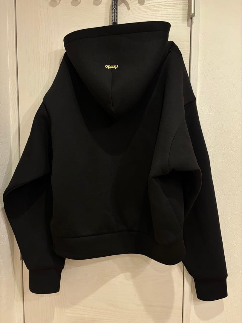 Marshmallow zip hoodie【黒】