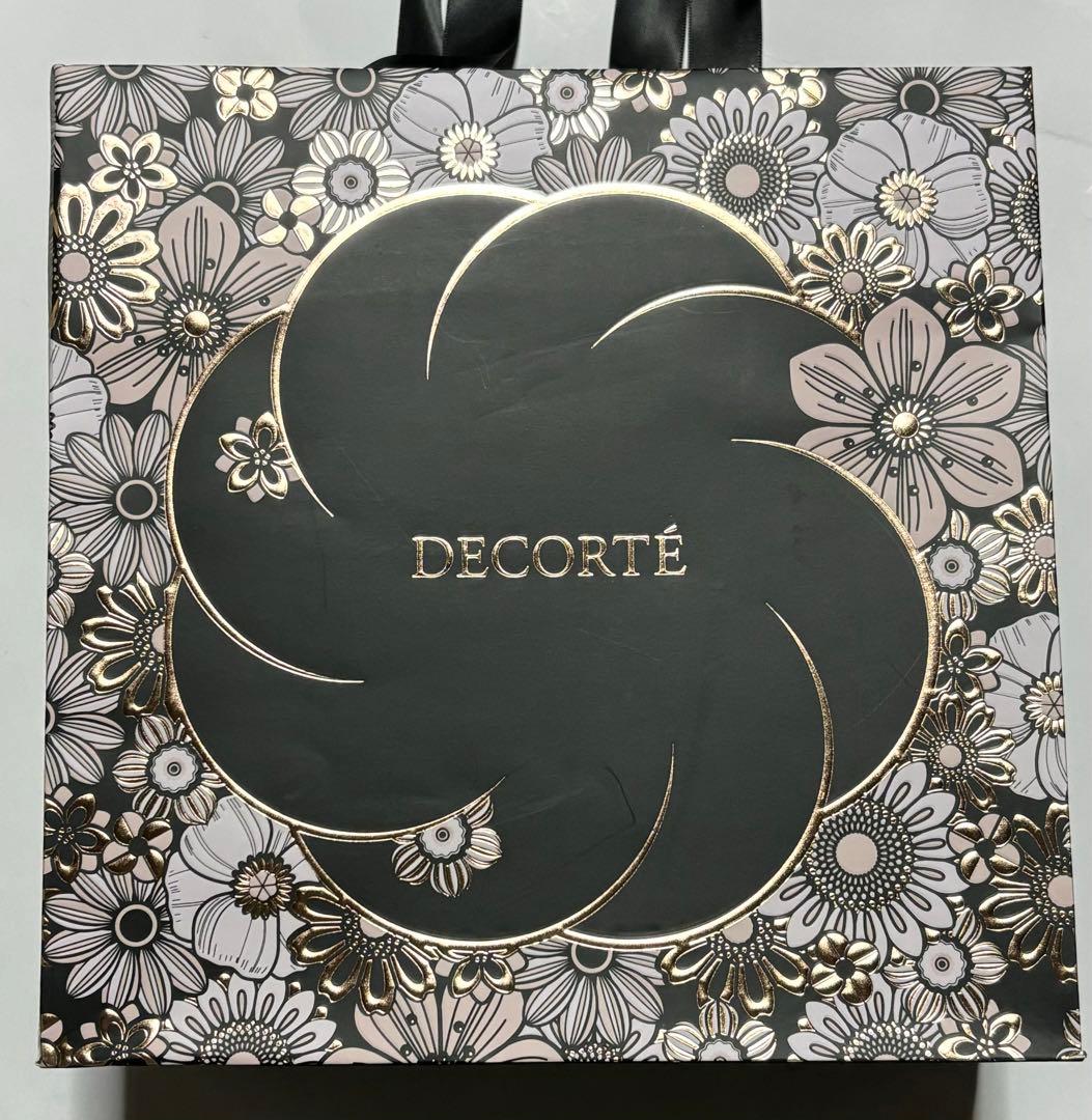 コスメデコルテ クリスマスコフレ2025エターナルブルームコレクション